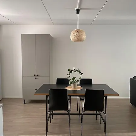 Tilava, Uuden Veroinen Huoneisto 1- 5 Henkiloelle * Helsinki